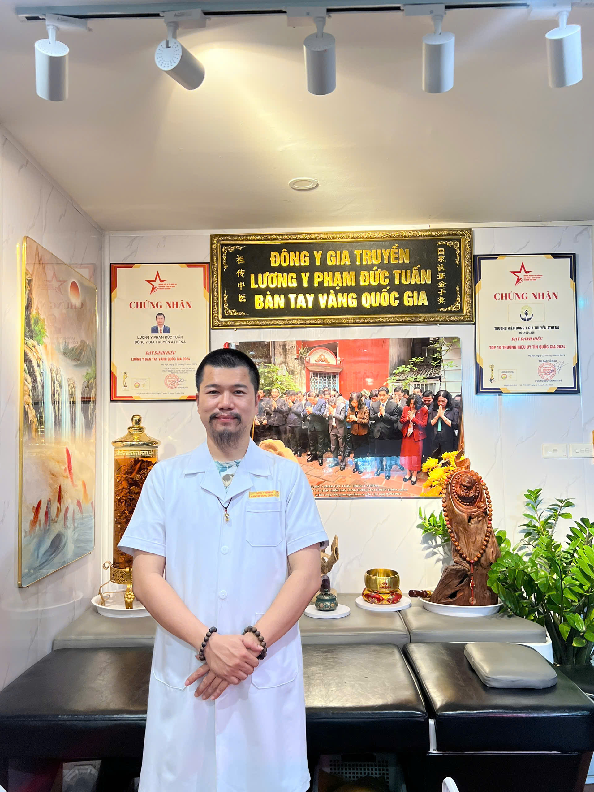 Nghệ thuật "Thiền châm" của Lương y Phạm Đức Tuấn: Khai thông Kinh mạch, trị bệnh từ gốc