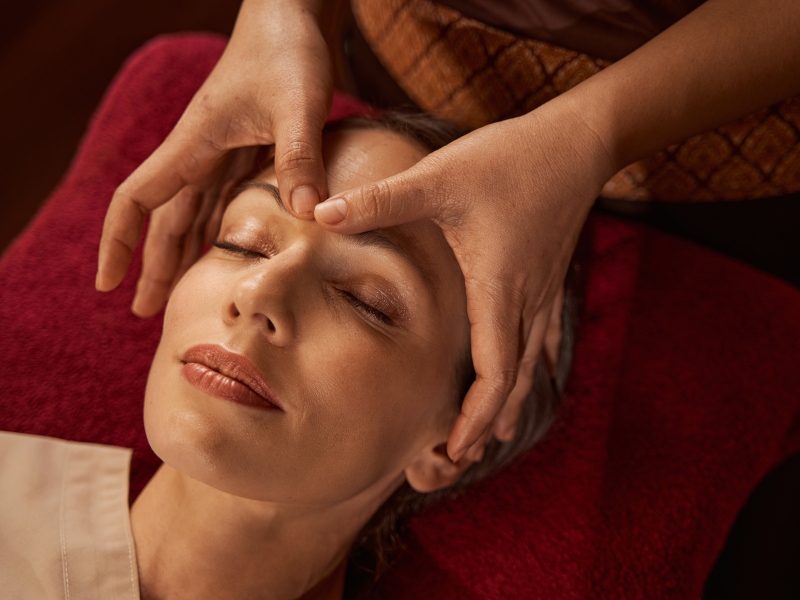 Trước khi bấm huyệt bạn cần biết những điều này